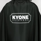 KYONE CAPE | ZWARTE KAPMANTEL